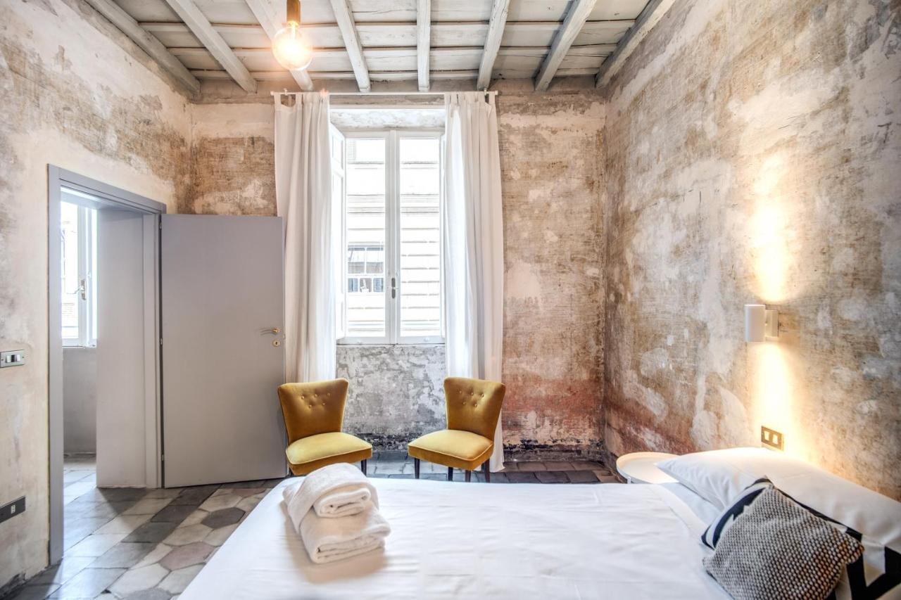 Stylish And Spacious Apartment Next To The Colosseum Rome Buitenkant foto